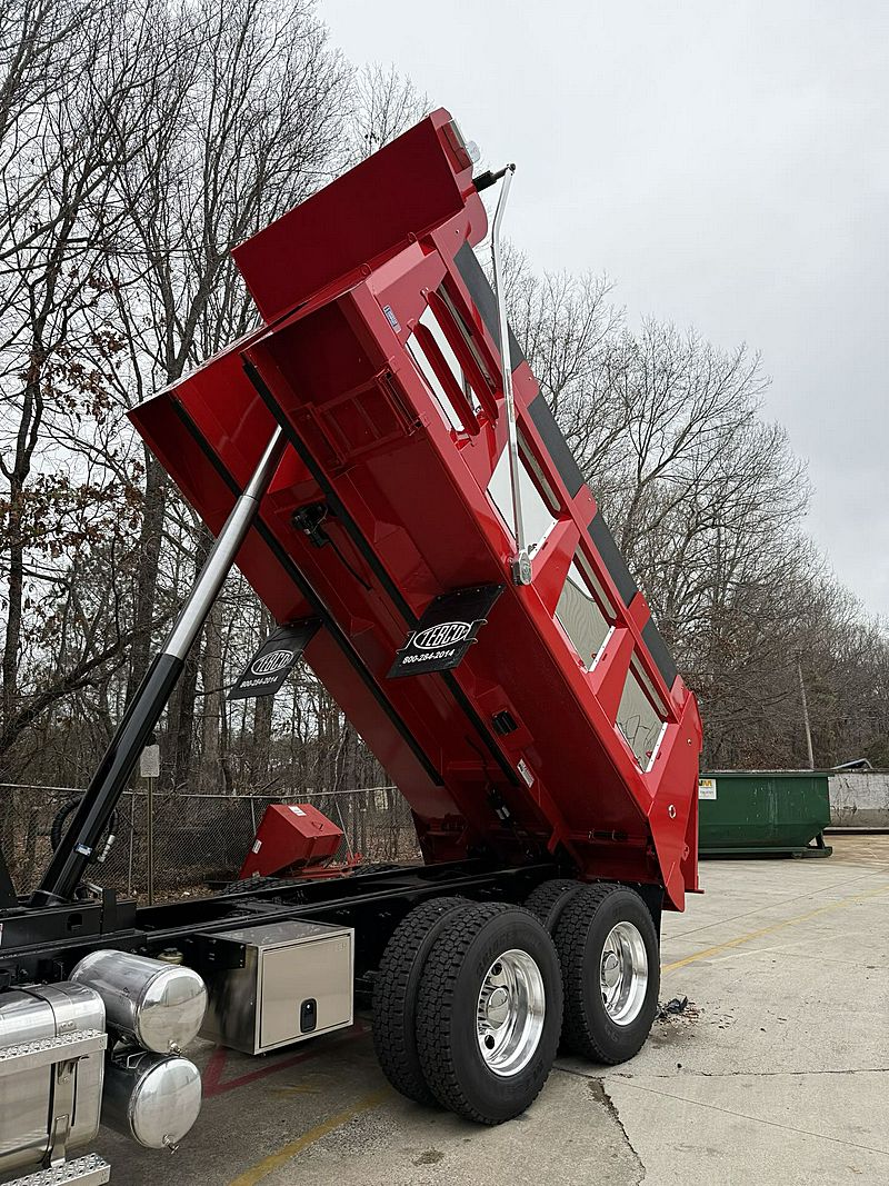 2026 Mack GR64F