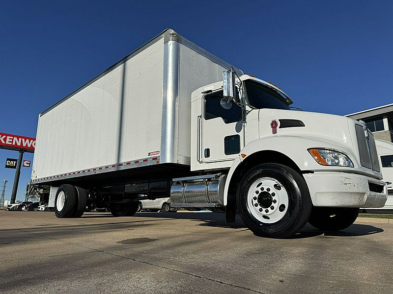 Box Trucks (PX-7 Engines) For Sale in Oregon | Page 4