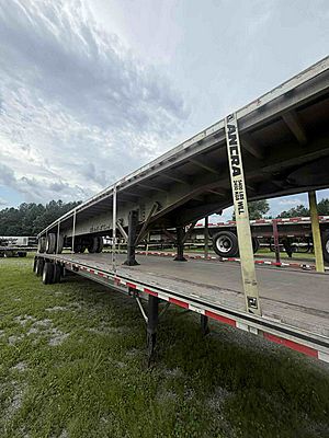 2013 Benson Flatbed - Flatbed Trailer