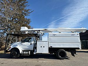 2015 Ford F750 - Bucket Truck