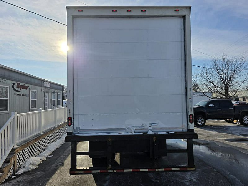 2020 Freightliner M2 106