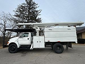 2010 Ford F750 - Bucket Truck
