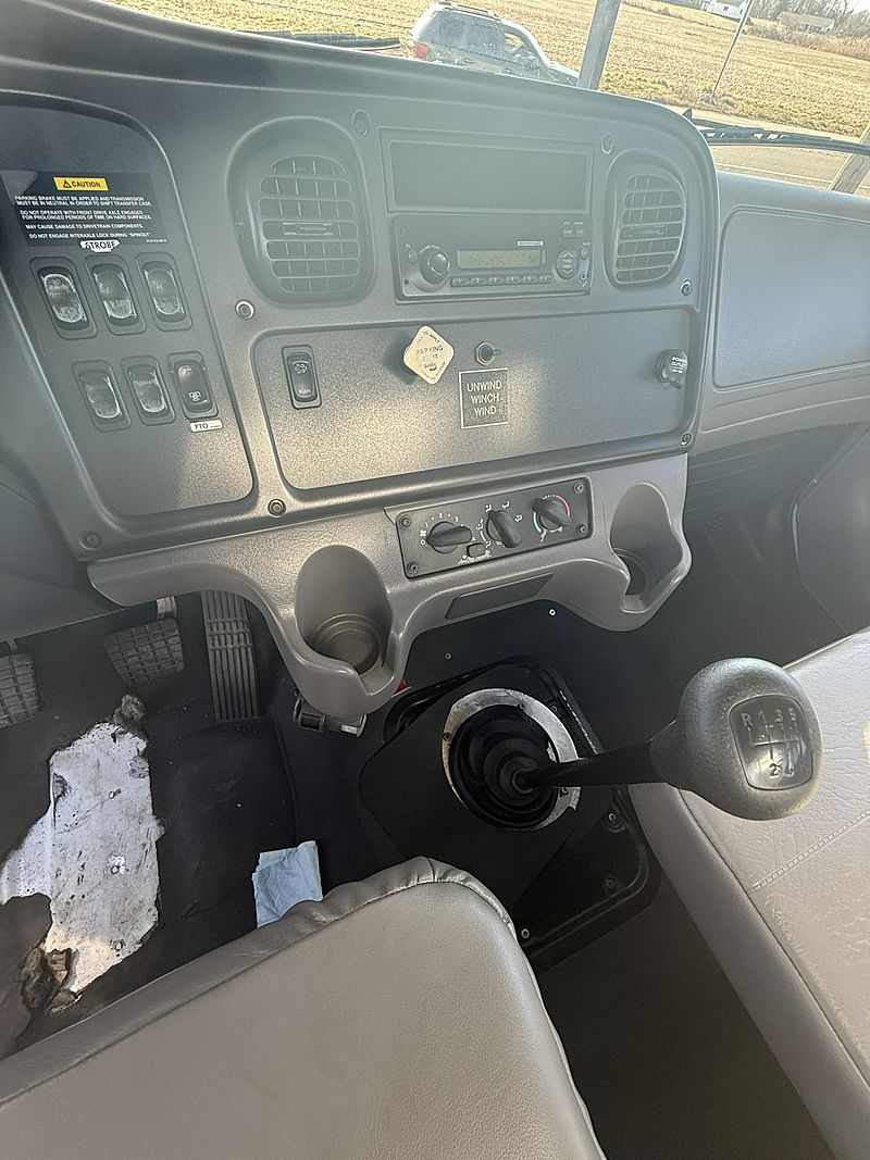 2014 Freightliner M2