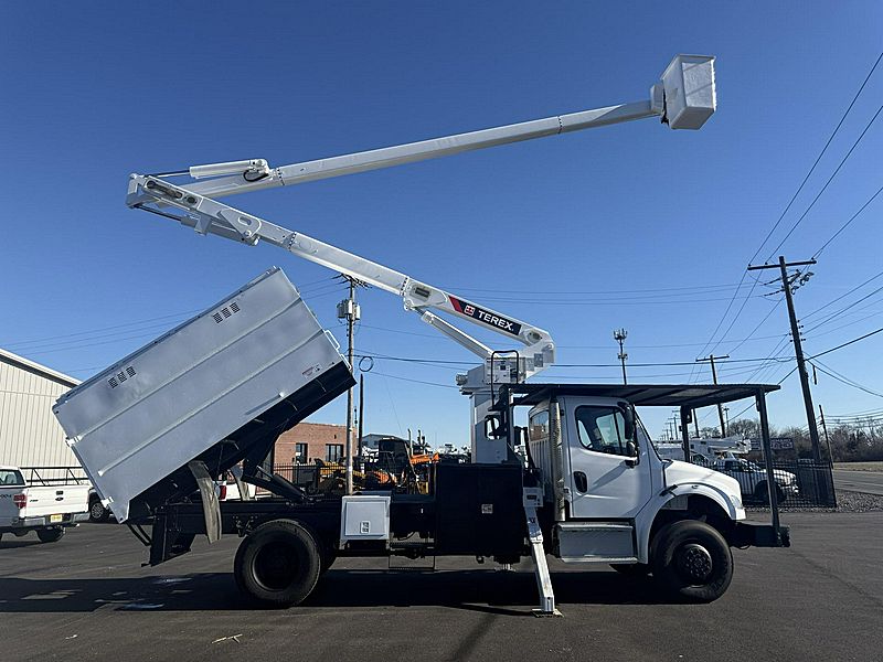 2014 Freightliner M2