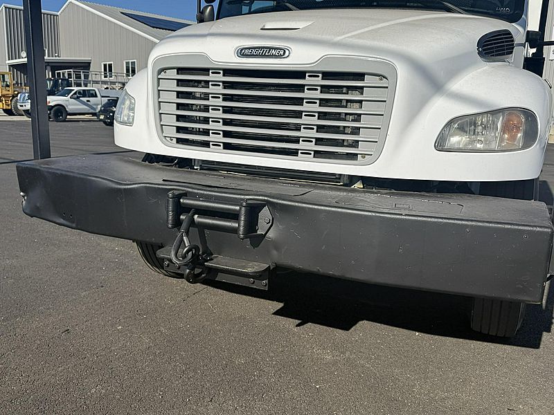 2014 Freightliner M2
