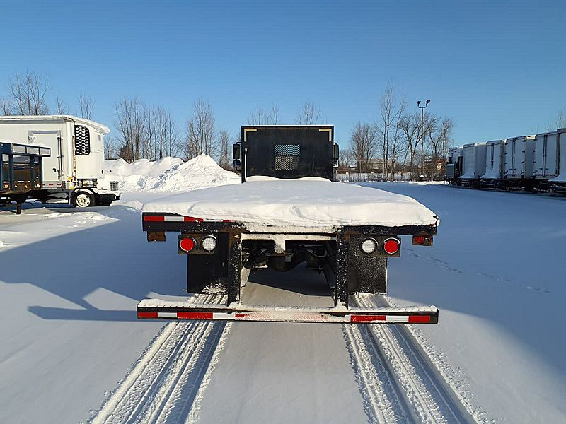 2019 Freightliner M2 106