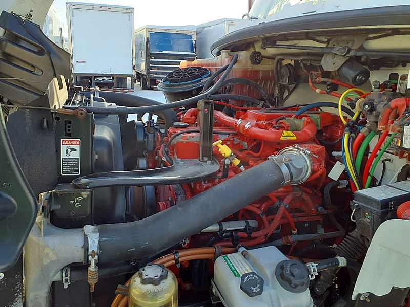 2019 Freightliner M2 106