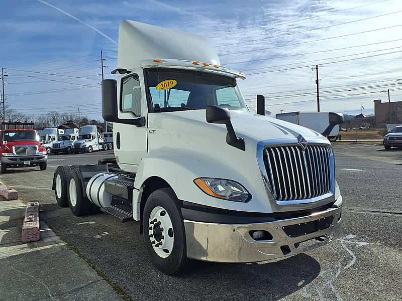 2019 International LT625