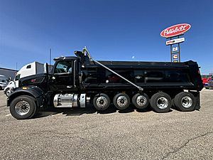 2027 Peterbilt 567