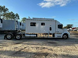 2024 Volvo VNL