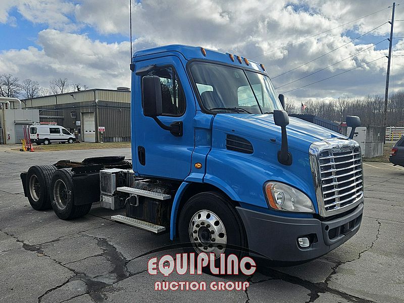 2016 Freightliner CASCADIA