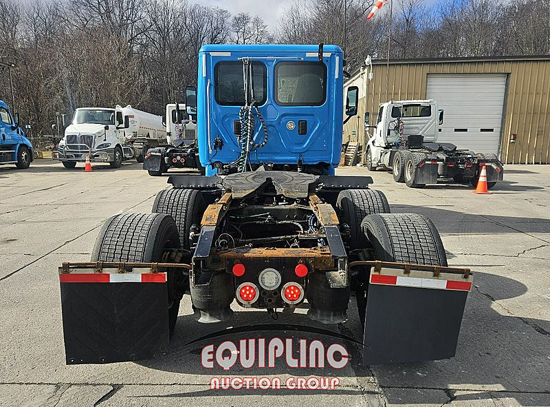 2016 Freightliner CASCADIA
