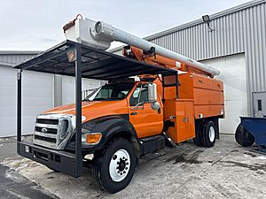 2010 Ford F-750 - Bucket Truck