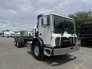 2026 Mack TE64