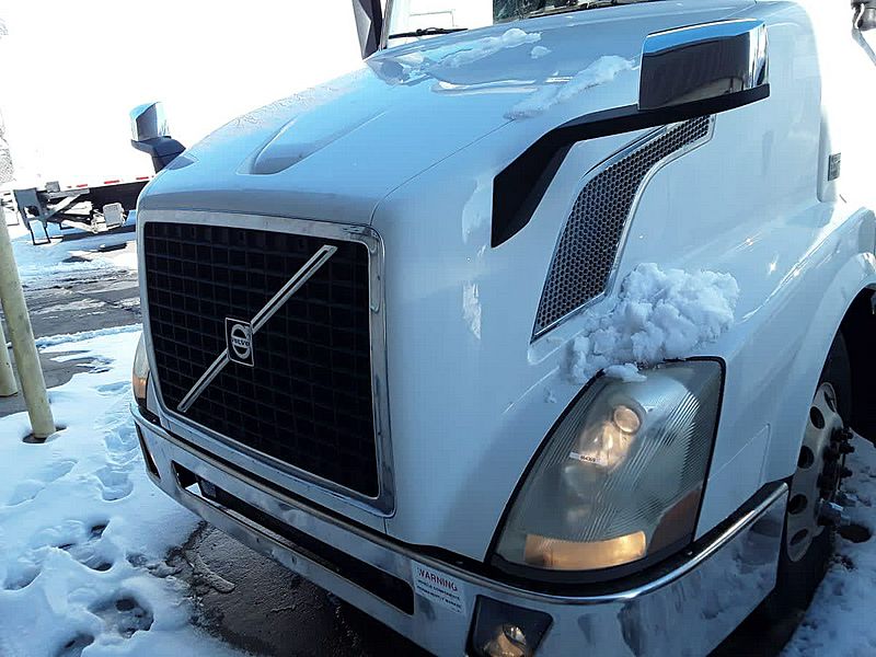 2017 Volvo VNL