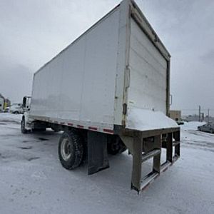 2019 Freightliner M2 106