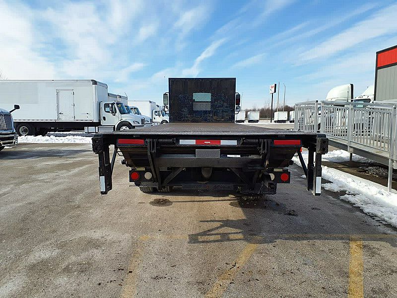 2015 Freightliner M2 106