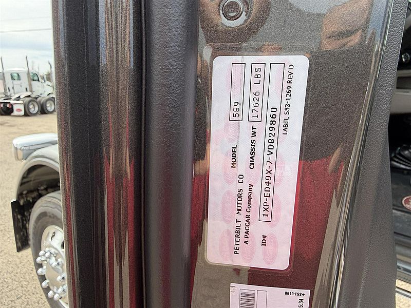 2027 Peterbilt 589