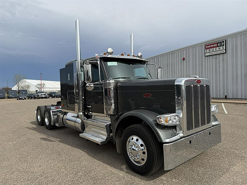 2027 Peterbilt 589
