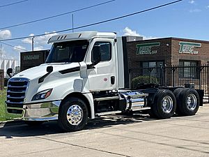 2020 Freightliner Cascadia 126 - Daycab