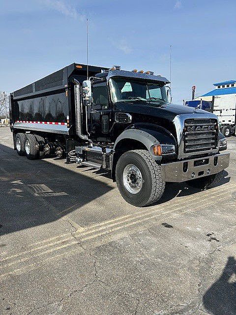 2026 Mack GR64F