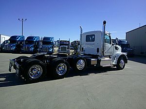 2027 Peterbilt 567