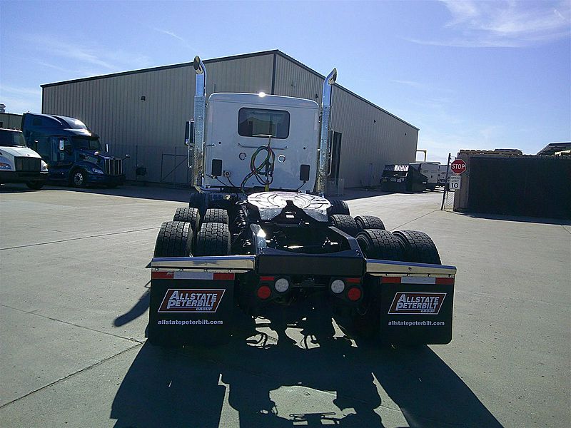 2027 Peterbilt 567