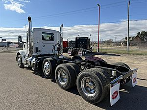 2027 Peterbilt 567