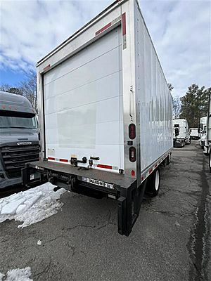 2019 Isuzu NRR