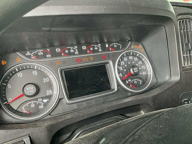2020 International LT625