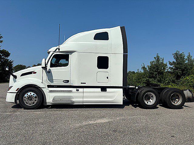 2024 Peterbilt 579