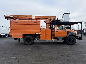 2012 Ford F750 - Bucket Truck