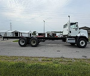 2014 Freightliner 108SD