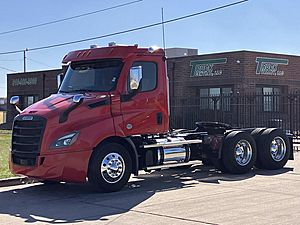 2022 Freightliner CASCADIA 116 - Daycab