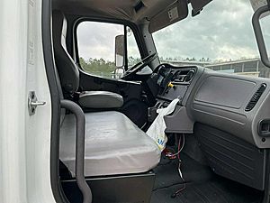 2019 Freightliner M2