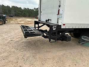 2019 Freightliner M2
