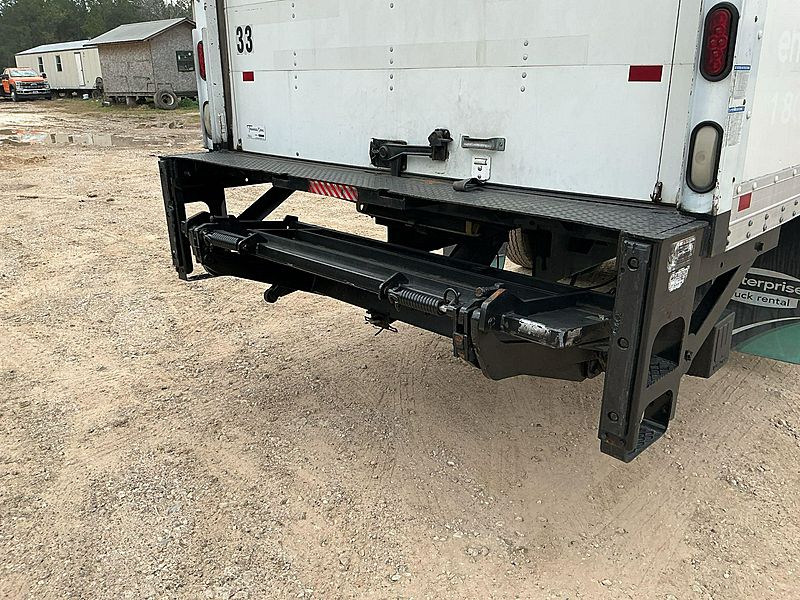 2019 Freightliner M2