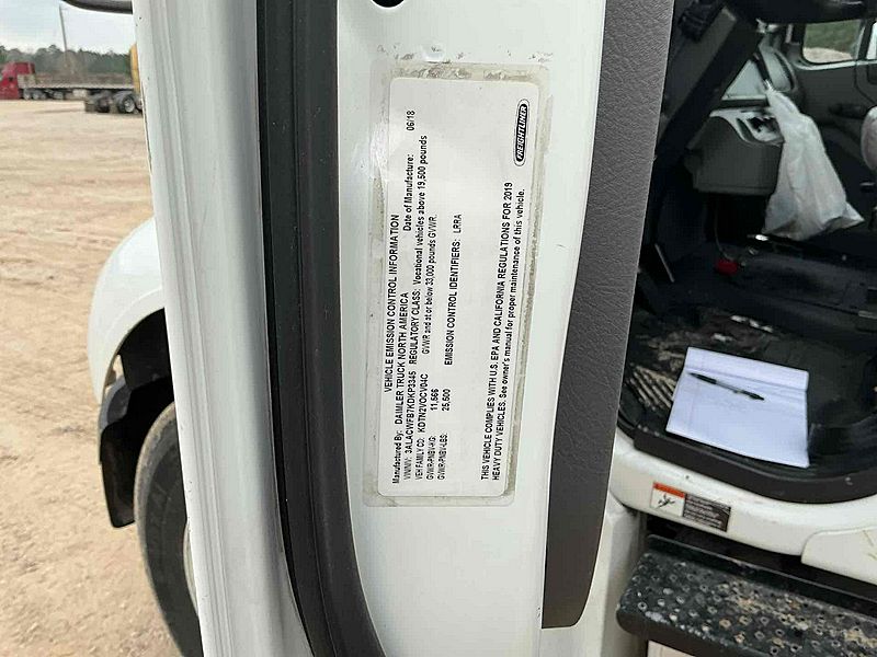 2019 Freightliner M2