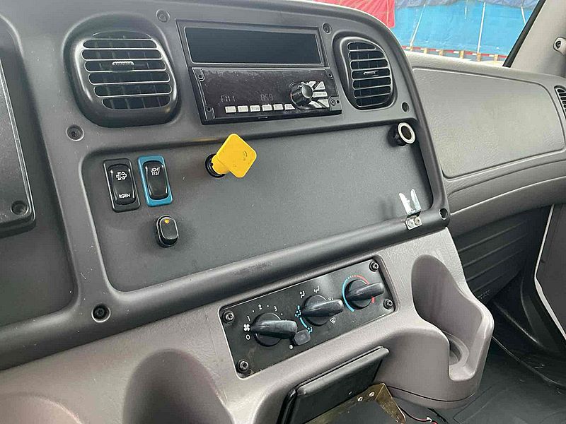 2019 Freightliner M2