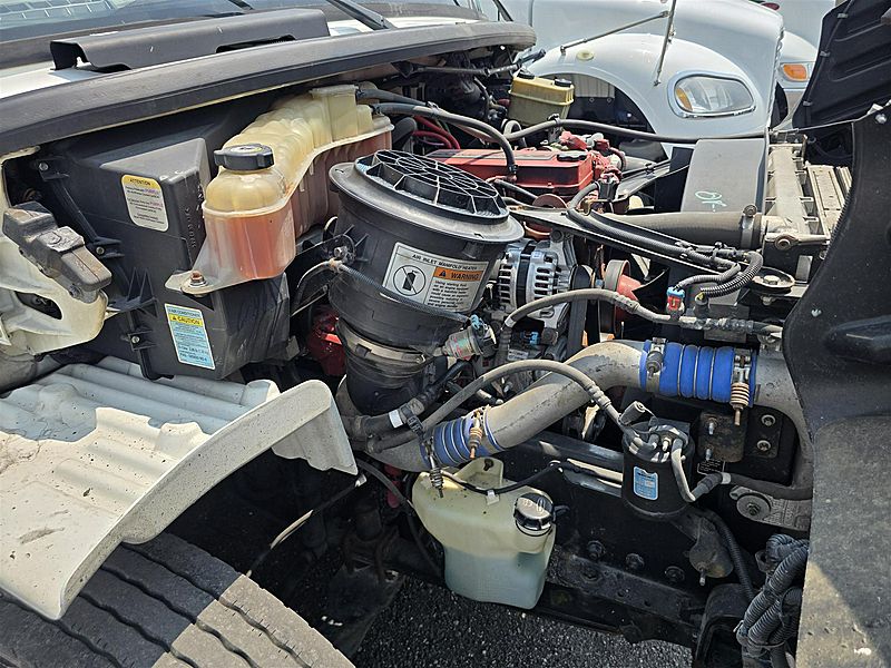 2013 Freightliner M2