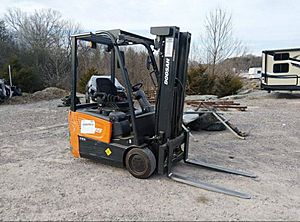 2022 Doosan B15T-7 