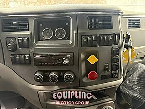 2017 Peterbilt 579