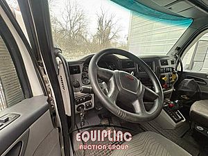 2017 Peterbilt 579