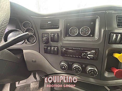 2017 Peterbilt 579