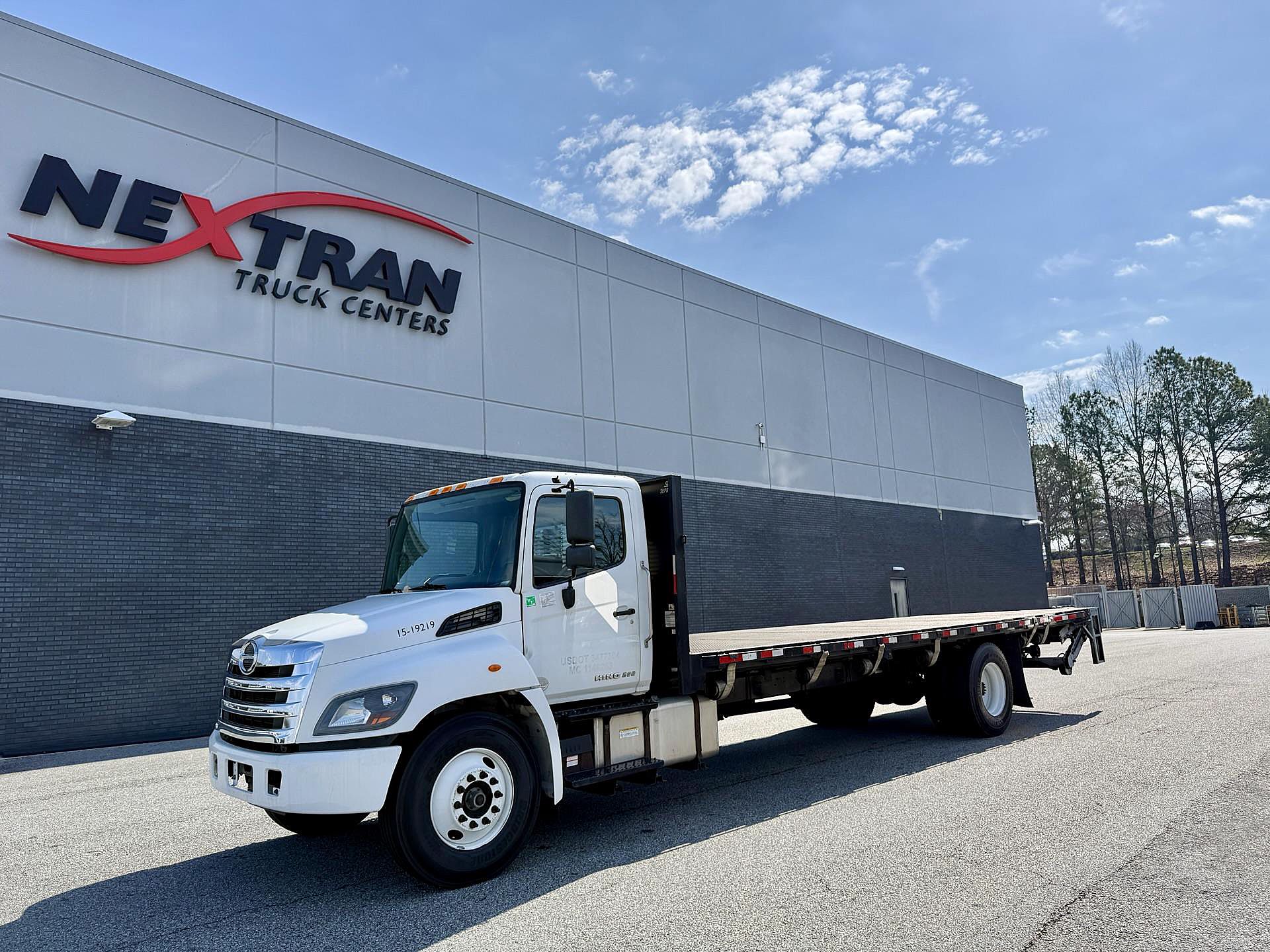 2019-hino-268.1.jpg