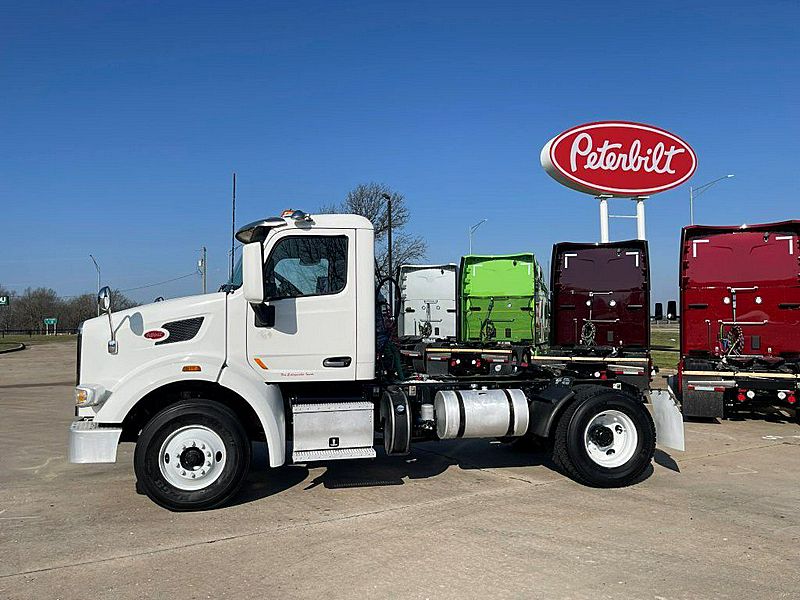 2019 Peterbilt 567