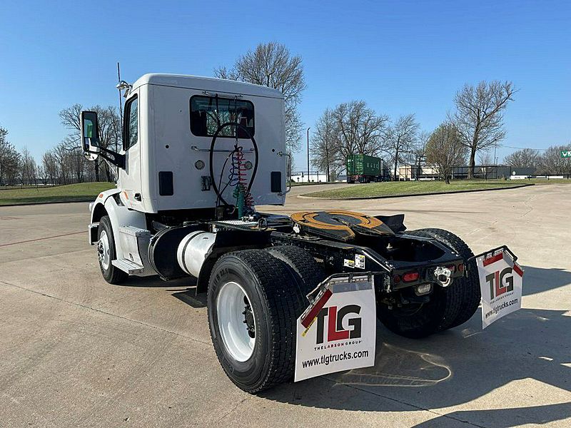 2019 Peterbilt 567