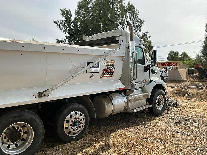 2016 Peterbilt 579