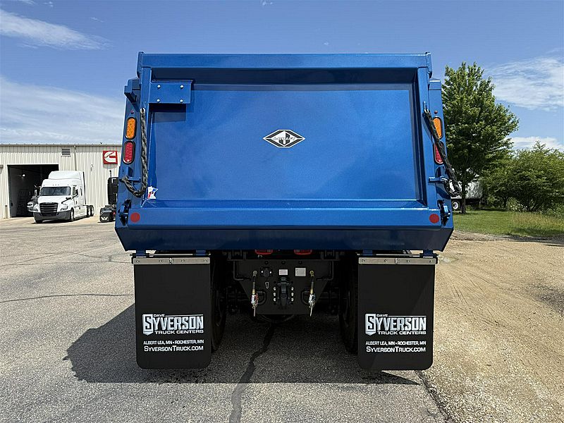 2027 Freightliner 114SD
