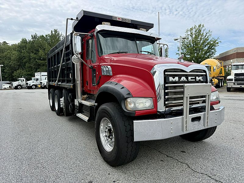 2019 Mack GR84F